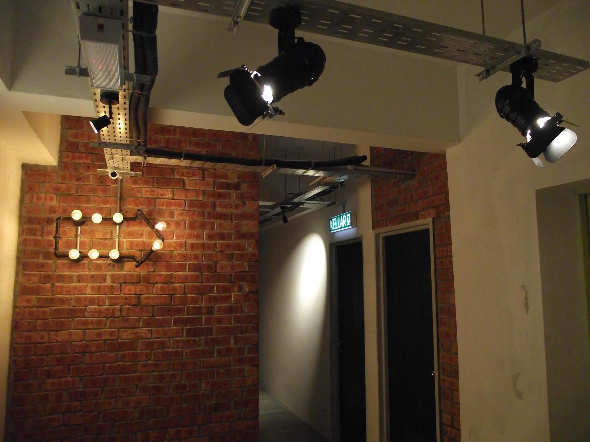 Brick Box Hotel @ Oldtown Ипох Экстерьер фото