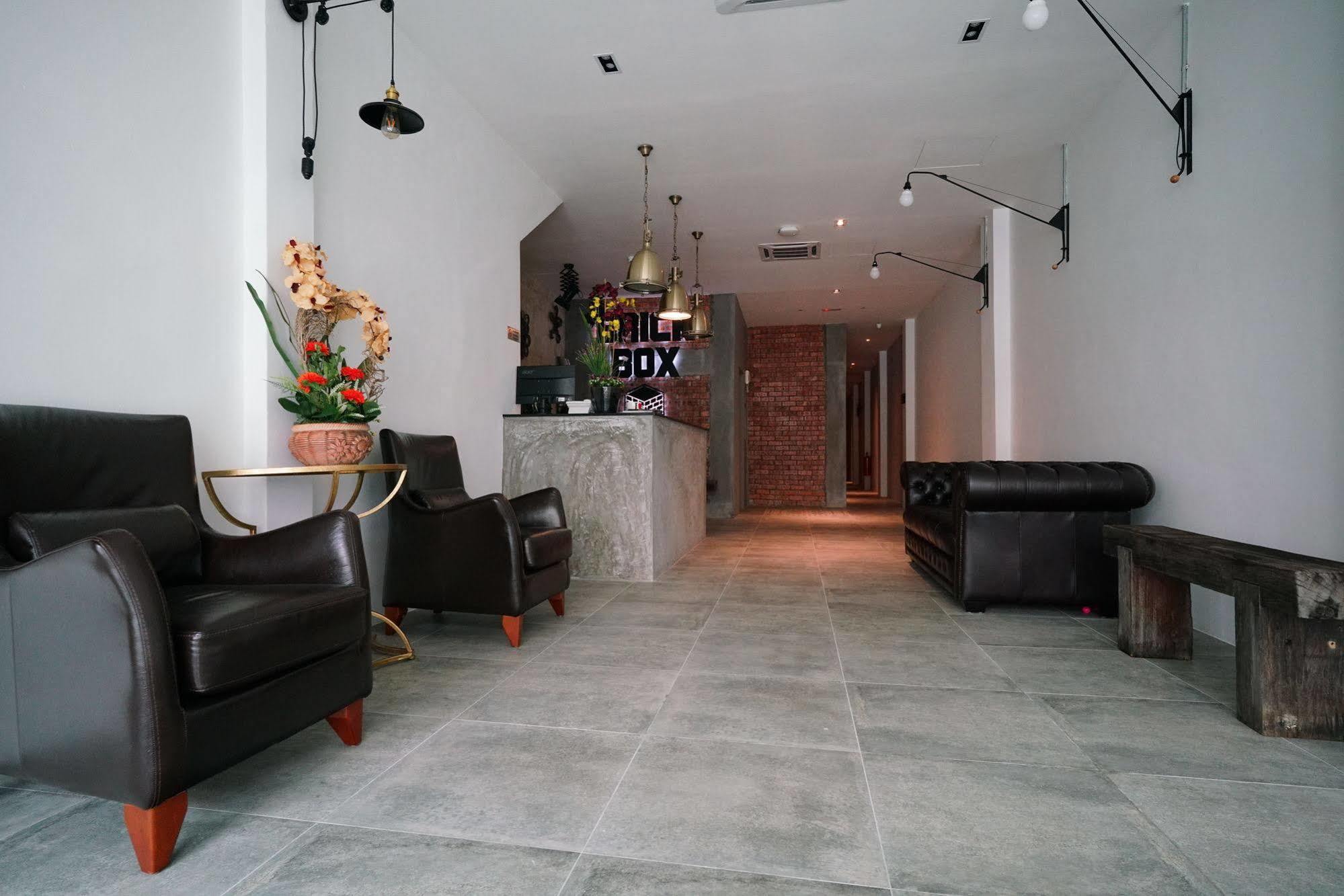 Brick Box Hotel @ Oldtown Ипох Экстерьер фото